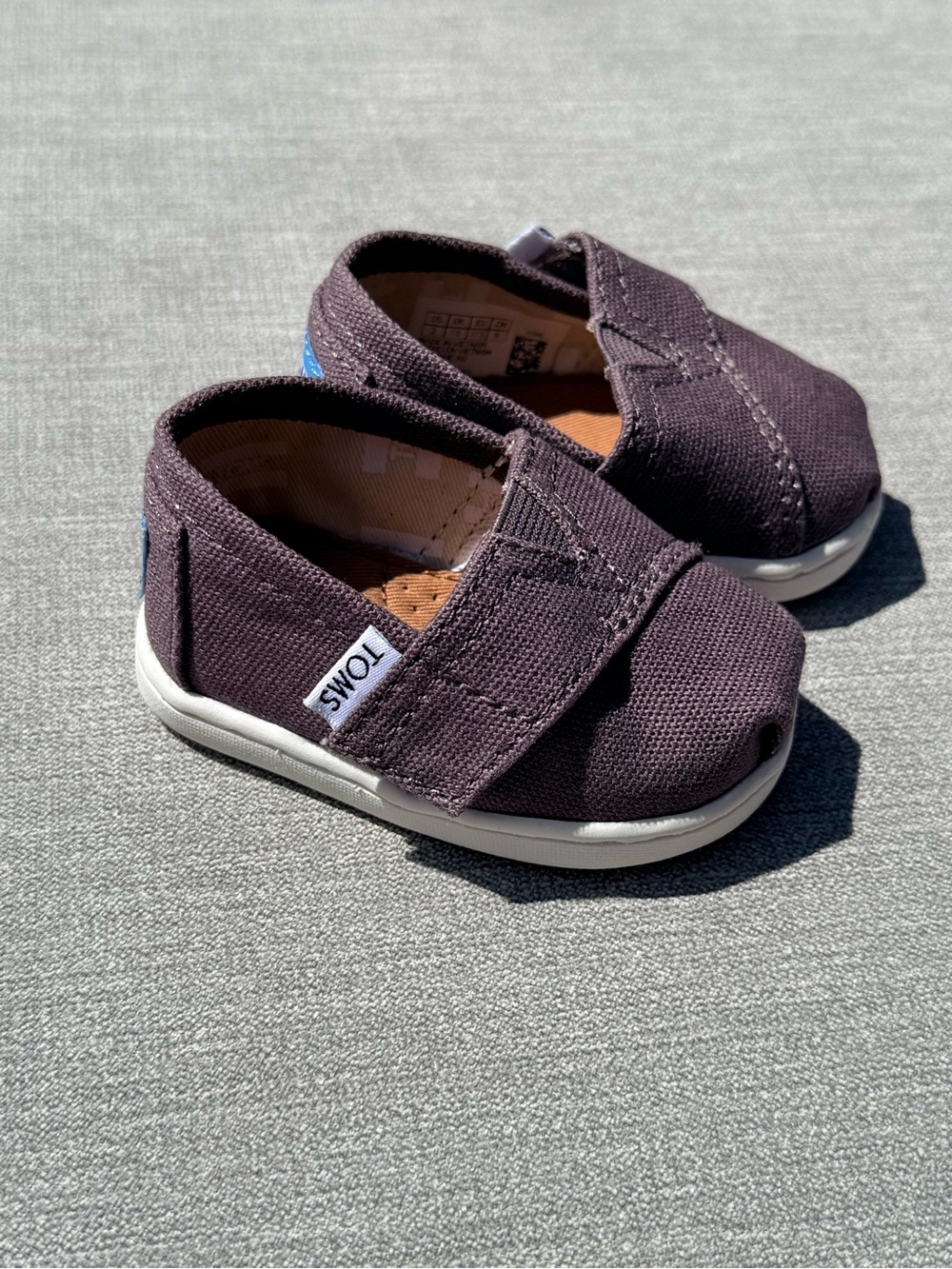 Toms Baby Classic Slip-On Shoes in Dark Gray Canvas